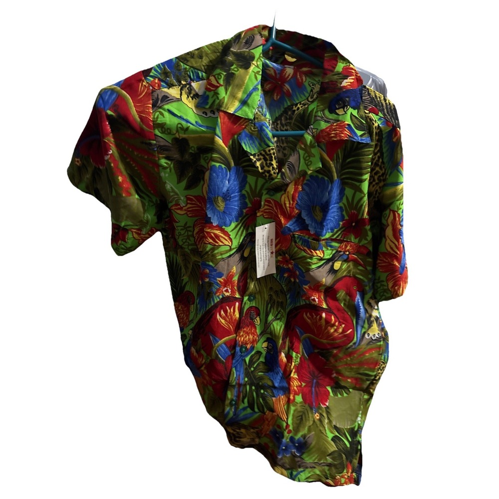 Hawaiian Shirt Men's M Multicolor Giraffe Flamingo‎ Short Sleeve Red Star New